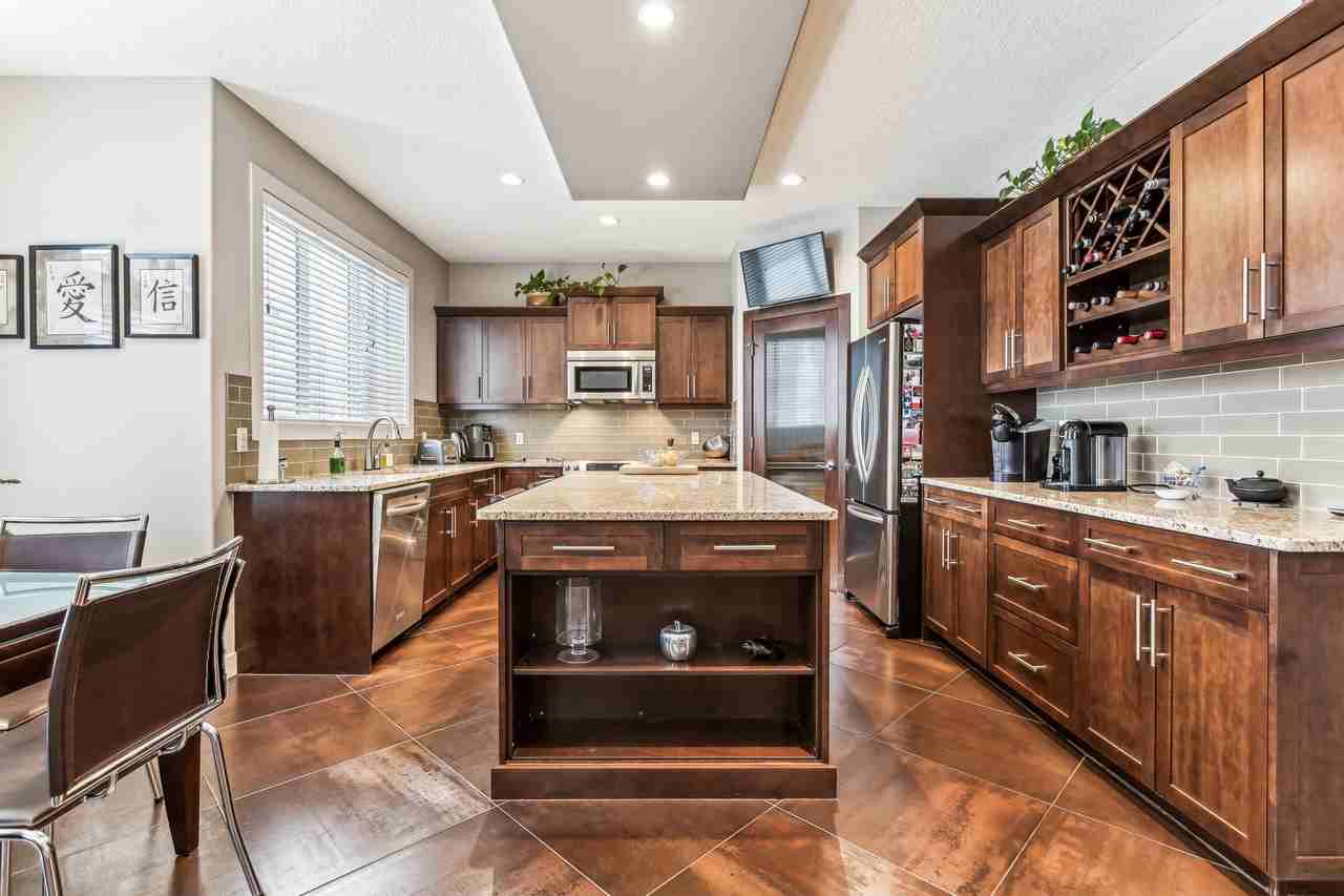 Luxury 4 Bedroom Home in Elgin Estates! (CP026) - Photo 2 of 39