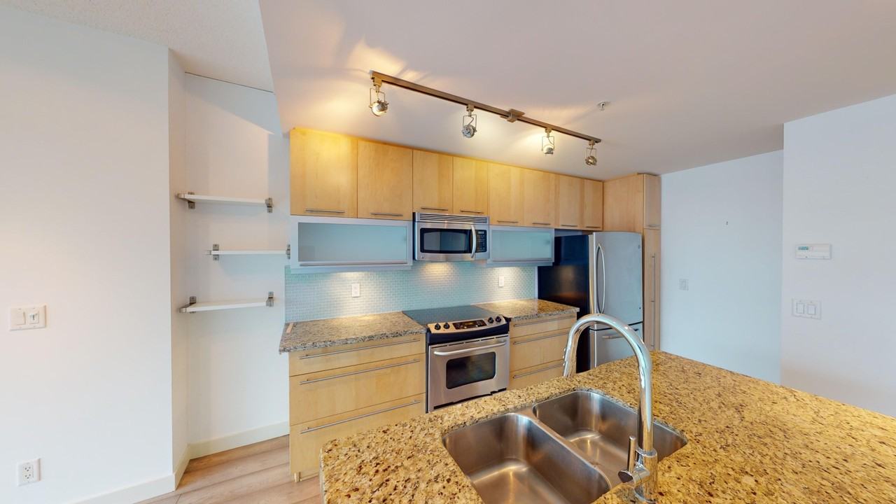 215 Union Square - Photo 3 of 18