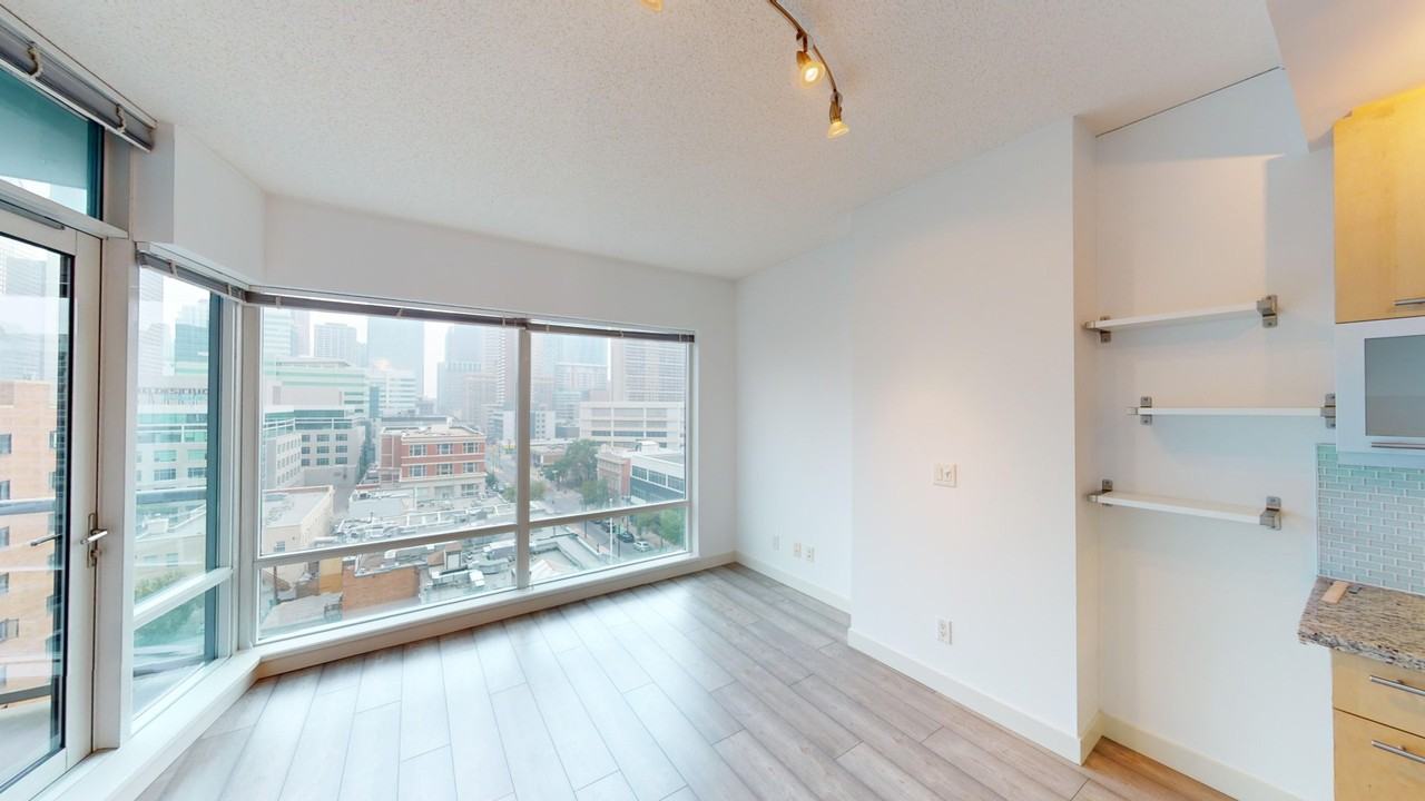 215 Union Square - Photo 7 of 18