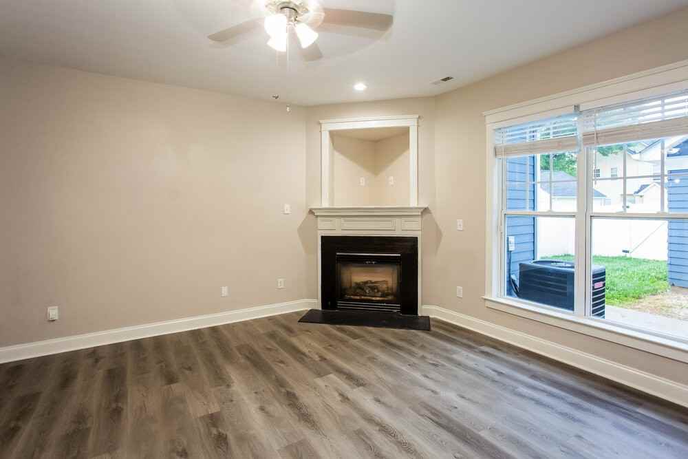 8116 Bud Henderson Rd - Photo 6 of 17