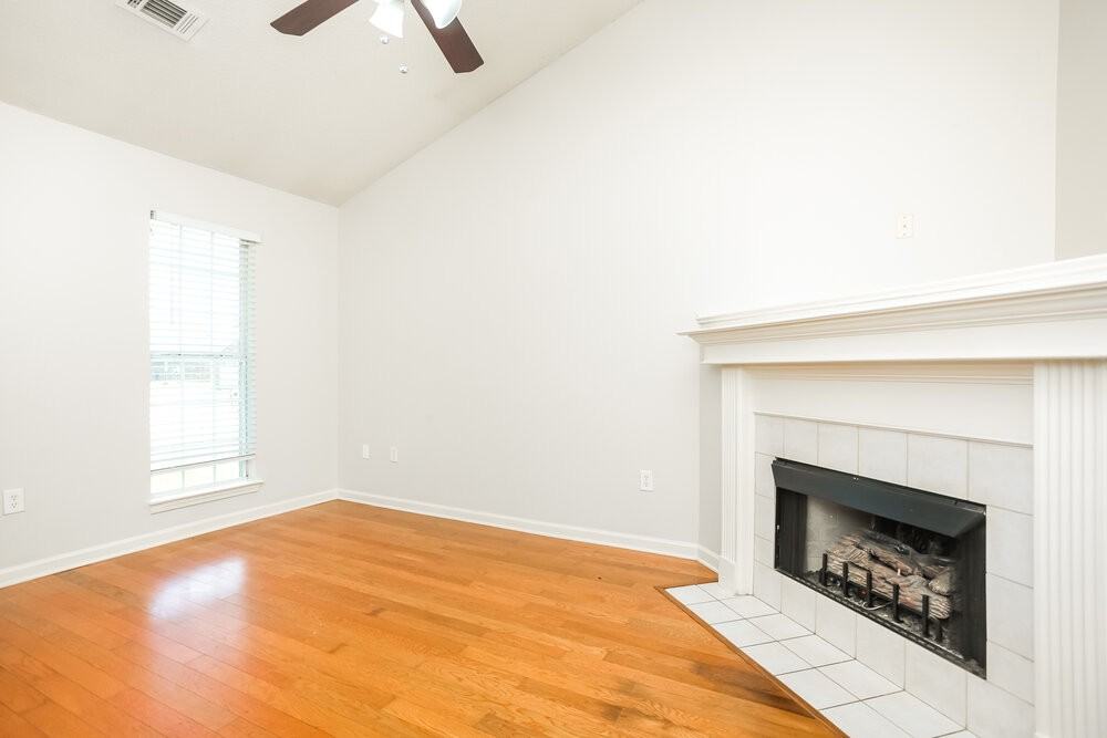 5290 Kristy Ln - Photo 3 of 15