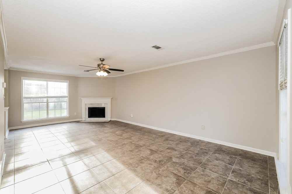 763 Silver Sands Dr - Photo 4 of 17