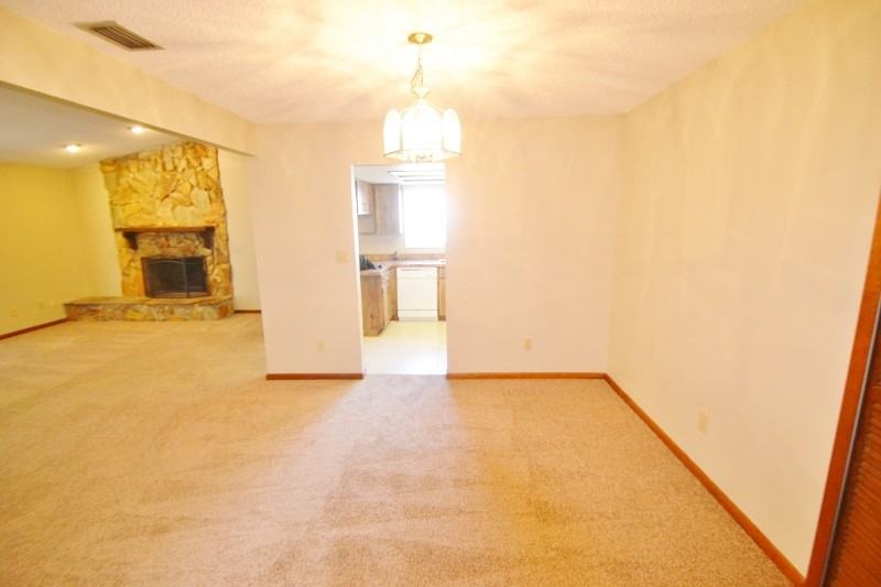 14906 Coldwater Ln - Photo 2 of 4