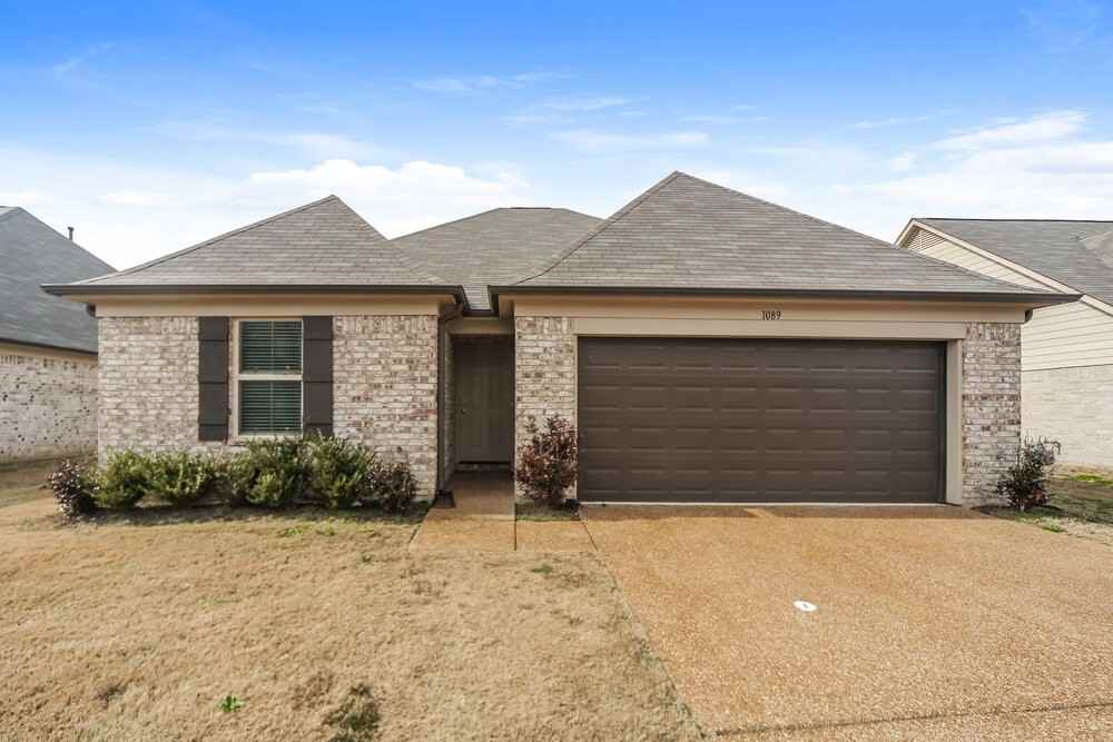 1089 Carib Loop W - Photo 3 of 19