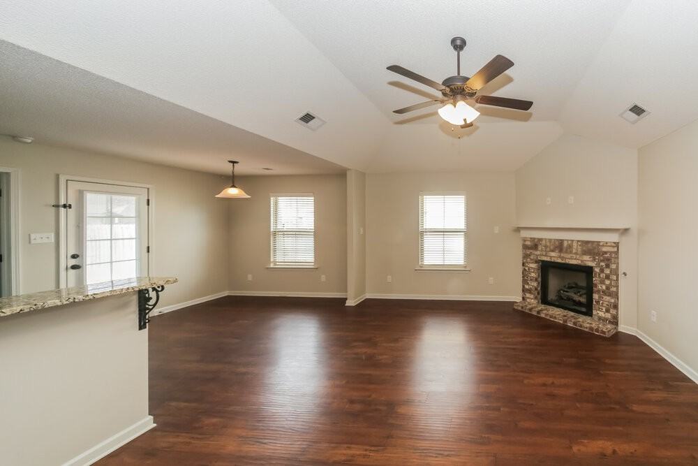 1089 Carib Loop W - Photo 6 of 19