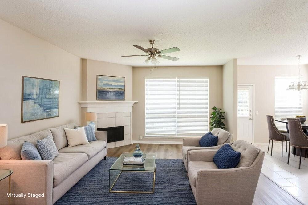 3404 Roddy Dr - Photo 4 of 19