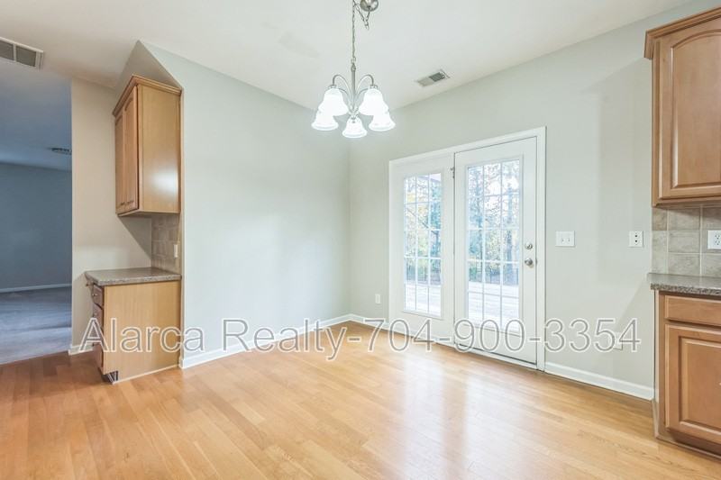 2901 Meherrin Ct - Photo 6 of 23