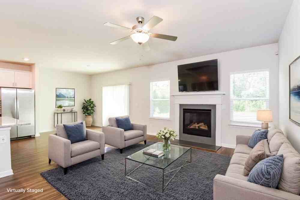 6075 Hickory Creek Ct - Photo 5 of 20