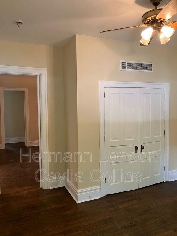 4500 S Grand Blvd #1F - Photo 4 of 16