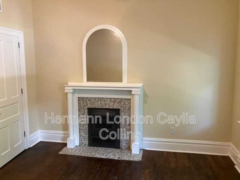 4500 S Grand Blvd #1F - Photo 5 of 16