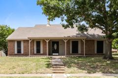 1385 Southridge Dr - Photo 1 of 1