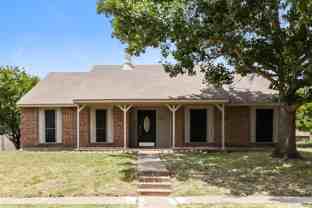 1385 Southridge Dr - Photo 1 of 1