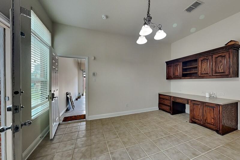 3404 Pilgrim Dr - Photo 4 of 25