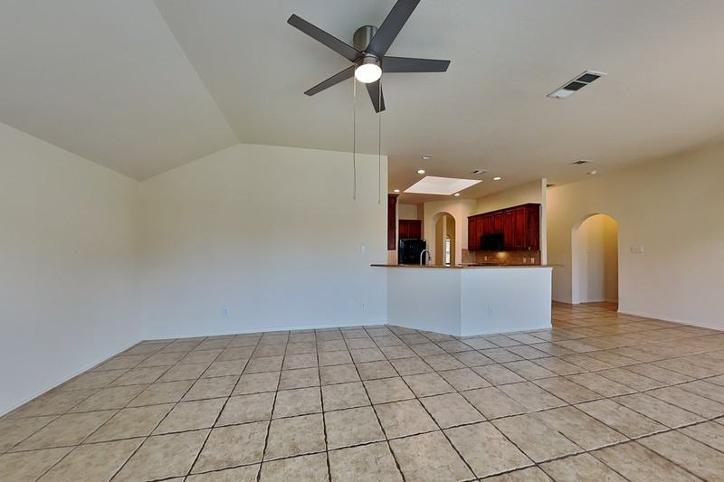 15748 Appaloosa Dr - Photo 3 of 18