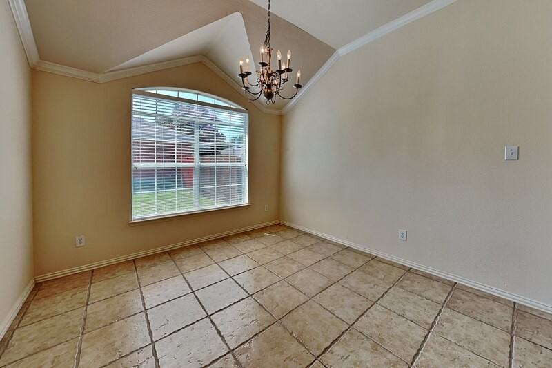 15748 Appaloosa Dr - Photo 7 of 18