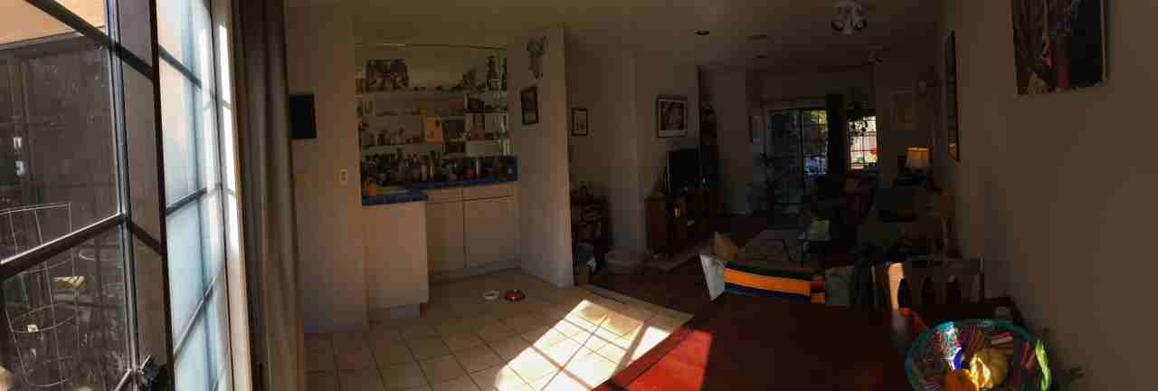 1637 Carleton St - Photo 3 of 4