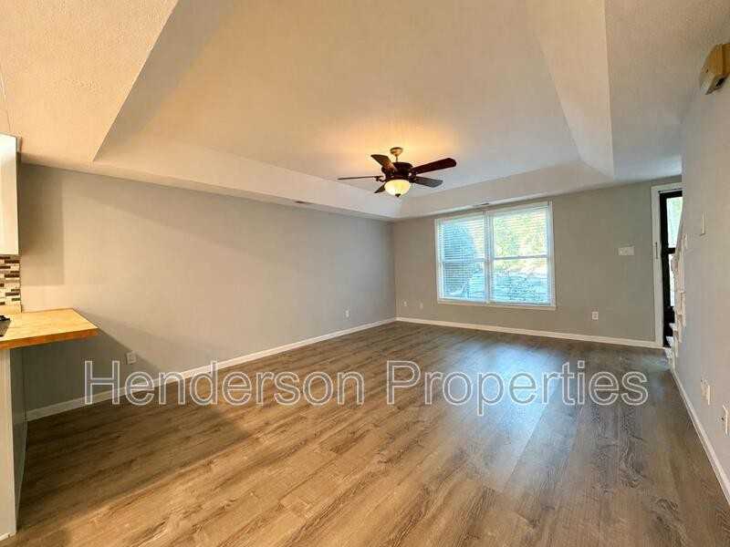 114 Joshua Case Ct - Photo 5 of 17