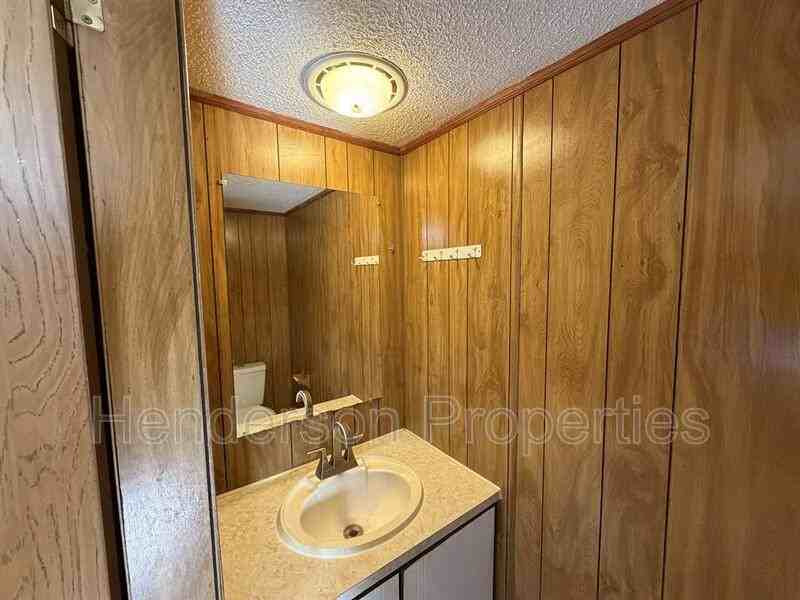 733 Indian Hill Rd - Photo 6 of 23