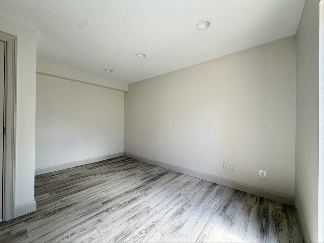 1762 West 58th Avenue #BSMT - Photo 5 of 14
