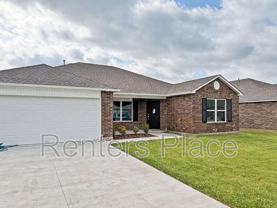 7113 S Maple Ave - Photo 1 of 1