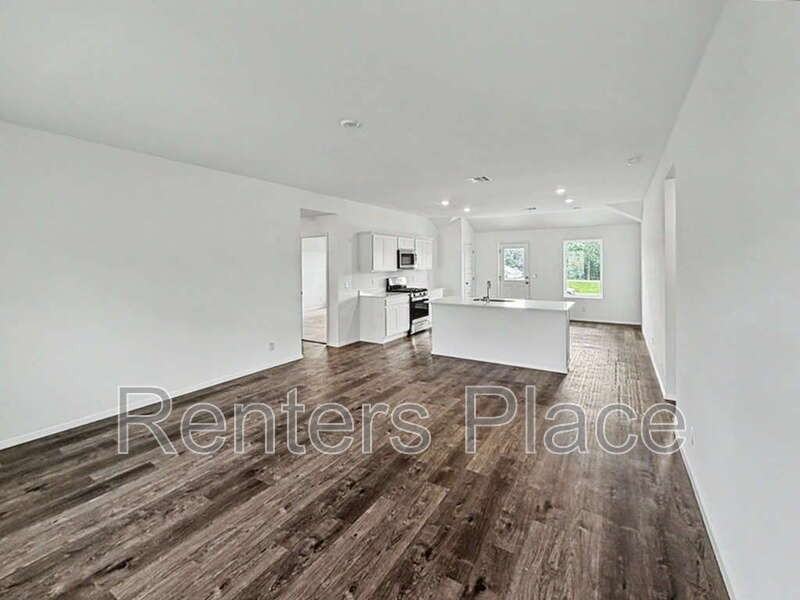 7113 S Maple Ave - Photo 3 of 11