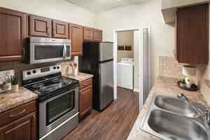 featured image of 430 Buckingham Rd
