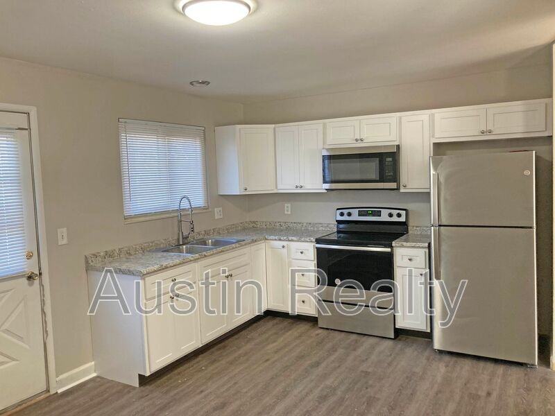 1051 Woodland Trails Dr - Photo 2 of 9