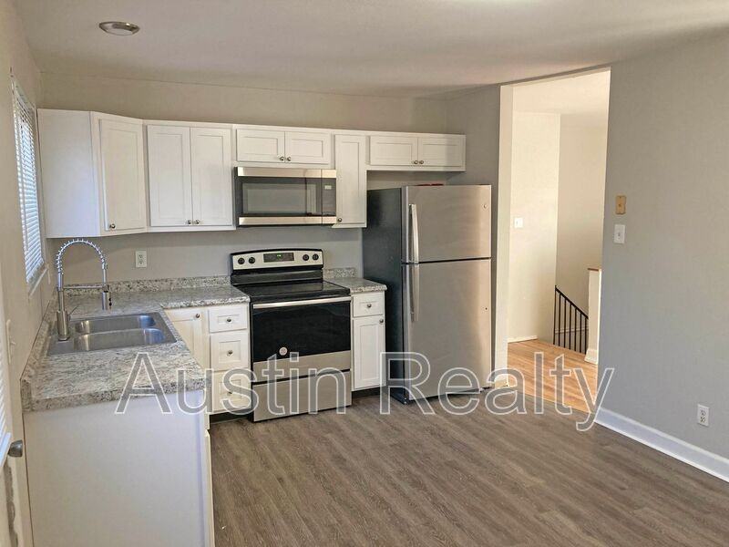 1051 Woodland Trails Dr - Photo 3 of 9