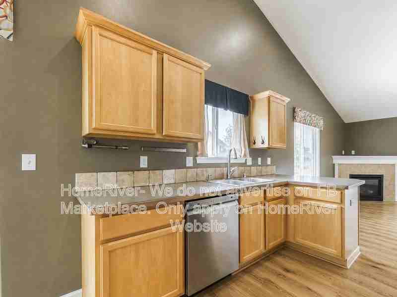 7905 N Ash Ln - Photo 3 of 24