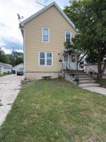 featured image of 205 Walnut St