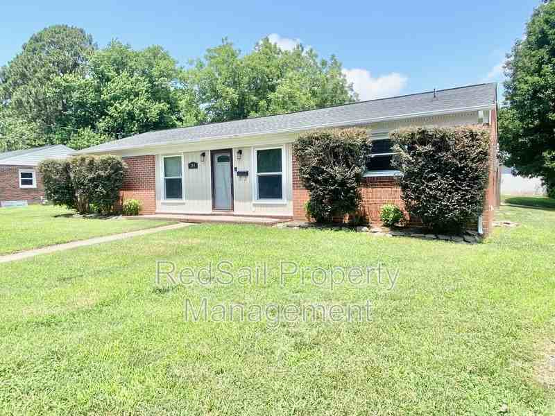 164 Mark Twain Dr - Photo 2 of 23