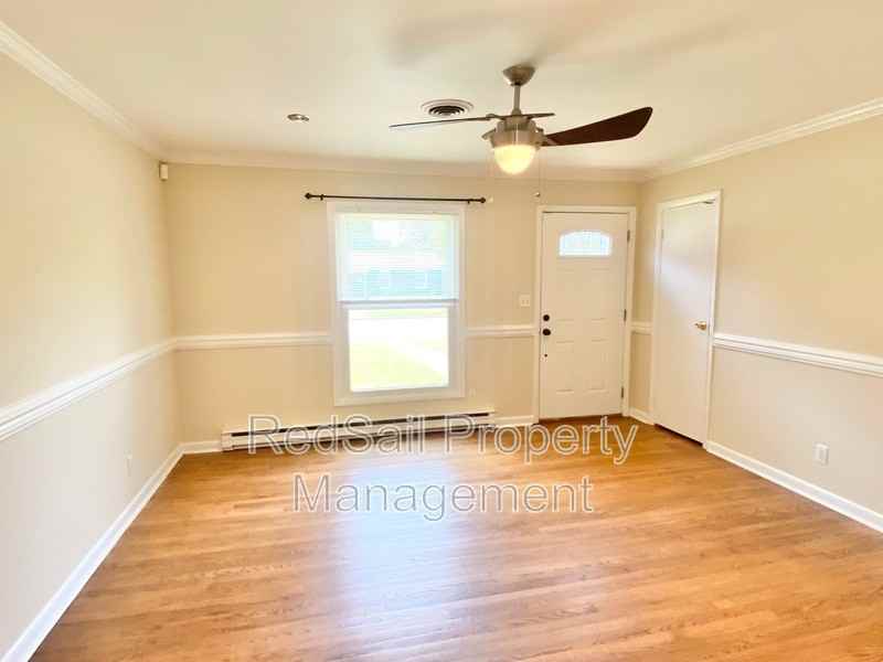 164 Mark Twain Dr - Photo 4 of 23