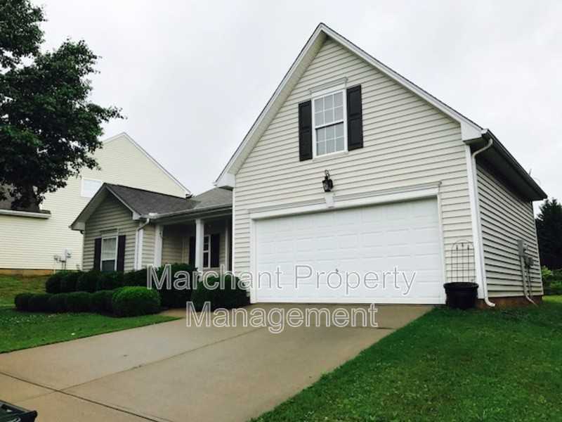 776 Waterbrook Ln - Photo 3 of 50