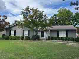featured image of 7332 Kirkwood Dr