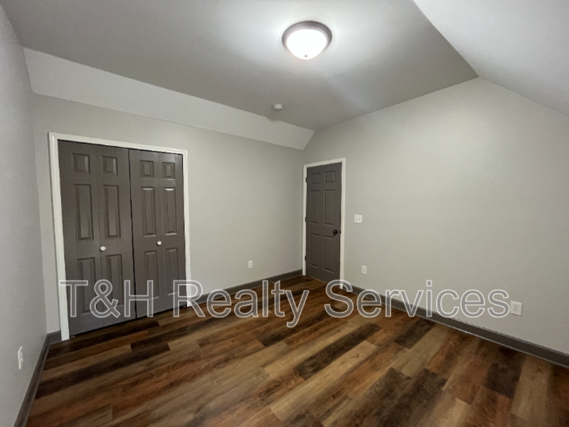 314 N Hamilton Ave - Photo 3 of 16