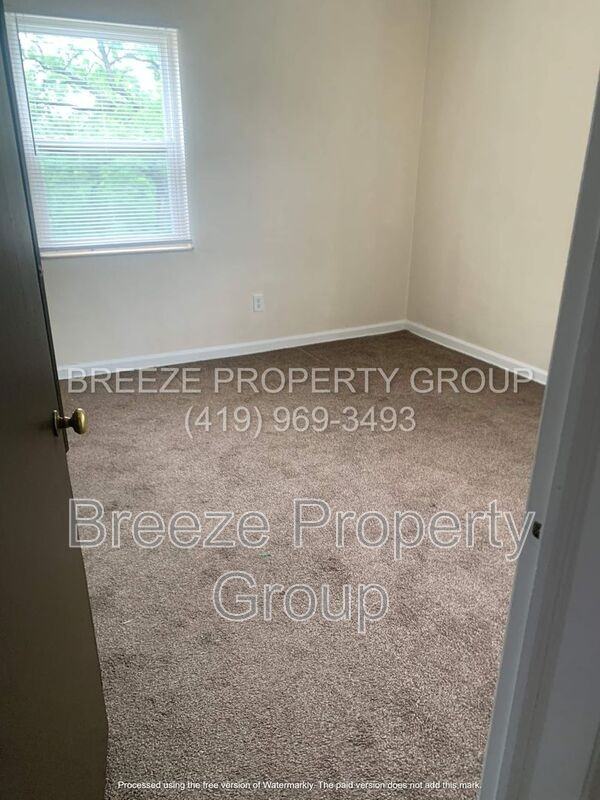 2445 W Bancroft St #2155-10 - Photo 4 of 8