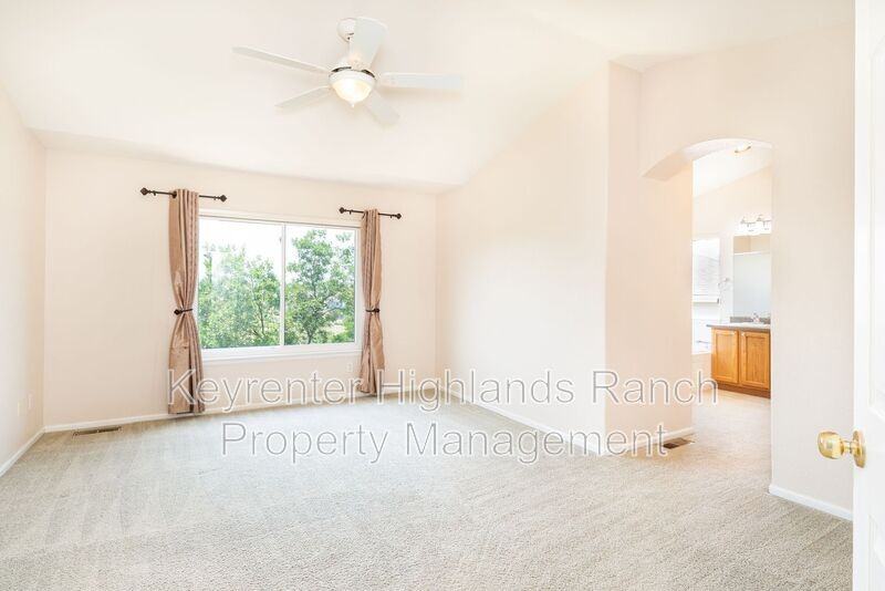 10227 Bentwood Cir - Photo 2 of 19