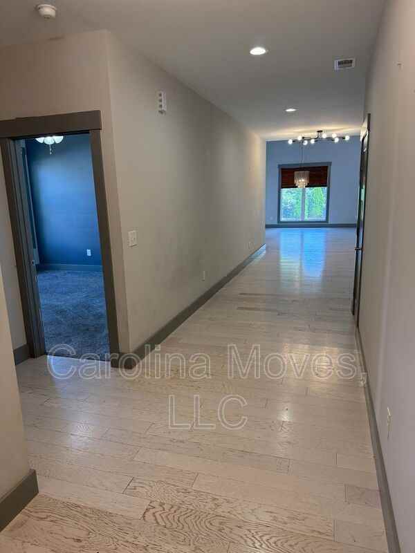 2452 Fews Bridge Rd - Photo 5 of 30