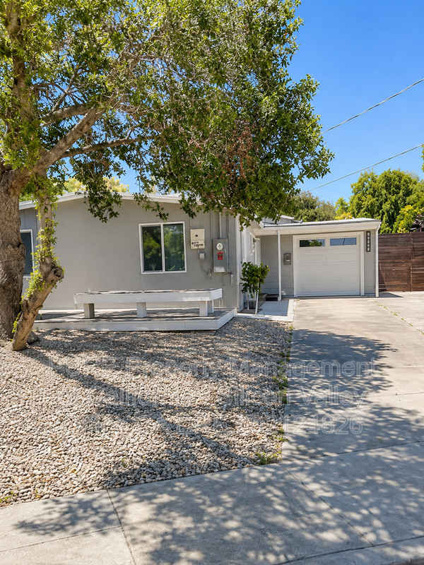 40469 Shaw Ct - Photo 4 of 33