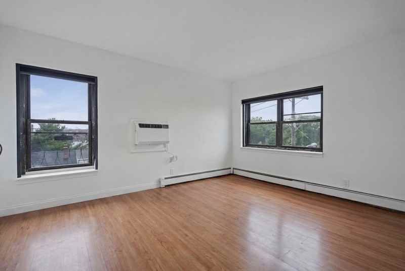 204 Woodcliff Ave #4C - Photo 7 of 13