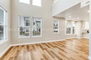 featured image of 1098 S High Ridge Rd
