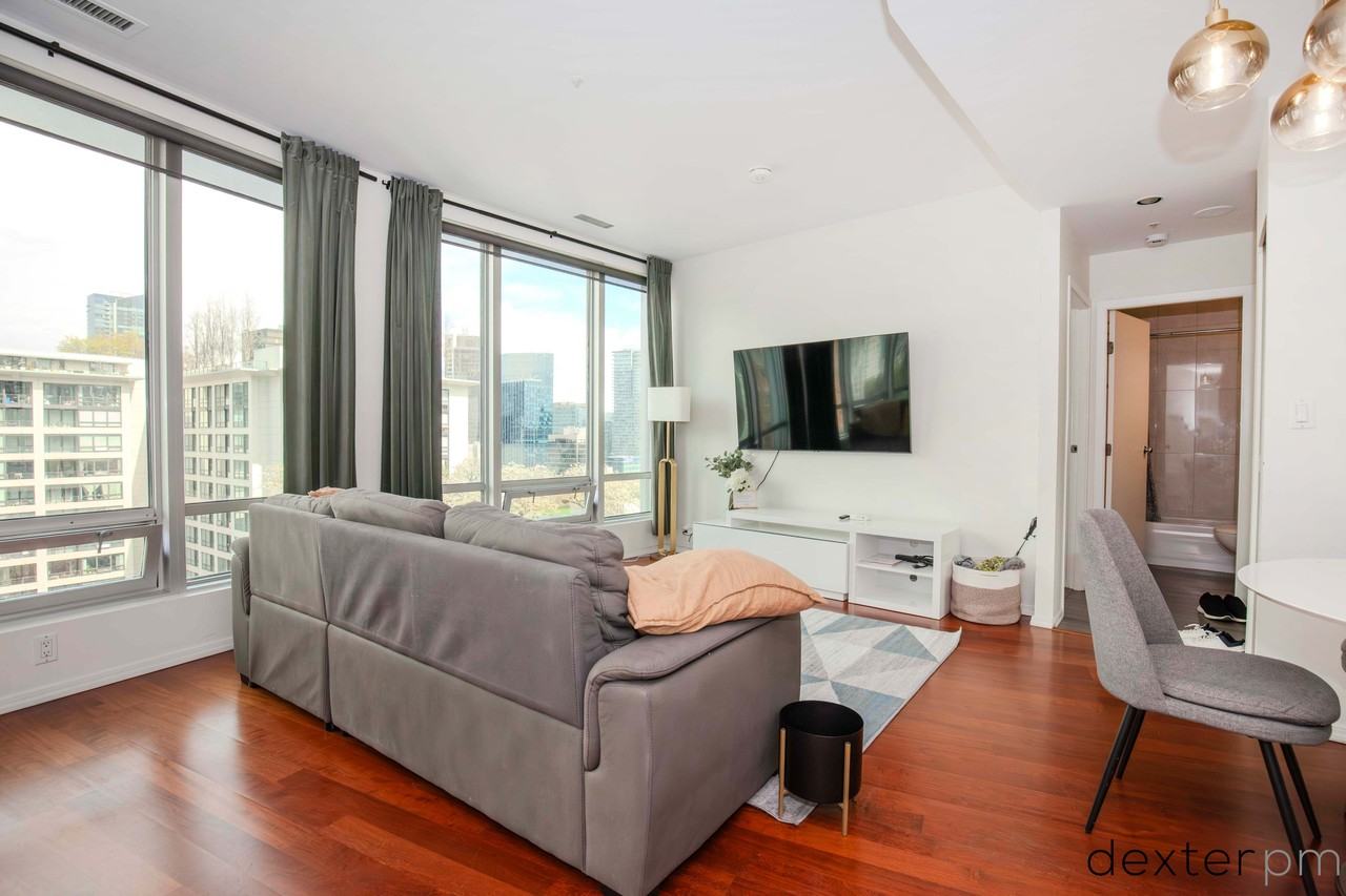 989 Nelson Street #1510 - Photo 3 of 13