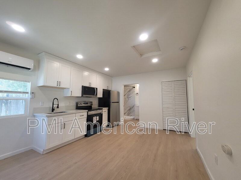5403 Martin Luther King Jr Blvd - Photo 6 of 12