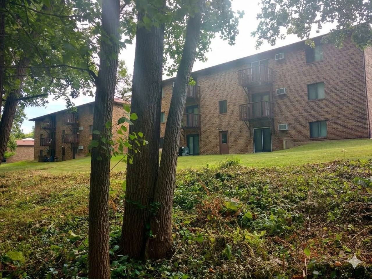 Cedar Creek Apartments-Oshkosh - Photo 6 of 43