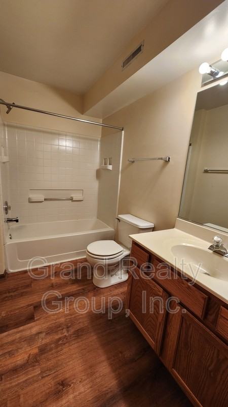 277 W Treehouse Ln - Photo 3 of 14