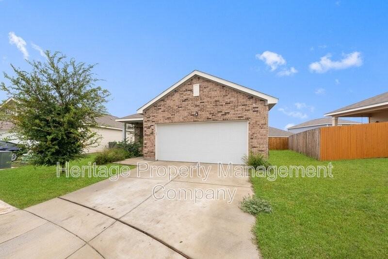 5811 Rue Picasso - Photo 2 of 24