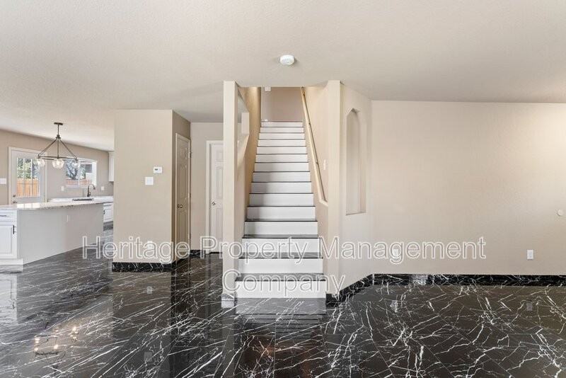 5819 Providence Oak - Photo 6 of 40