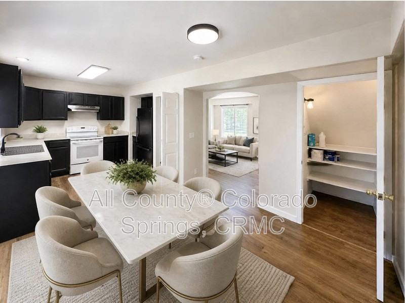 235 Ellers Grv - Photo 7 of 33