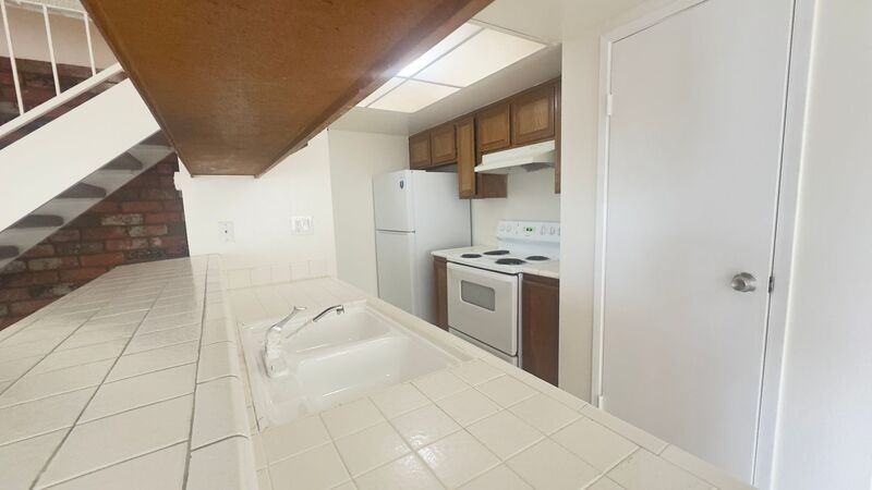 3026 Winfield Ave - Photo 4 of 18