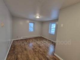 featured image of 5 Upson St #4